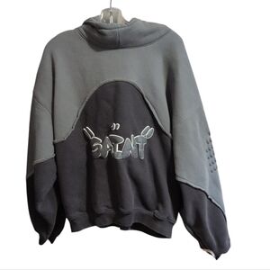 Salat Hoodie Sweatshirt – Gray & Black Colorblock Pullover, Unisex Streetwear